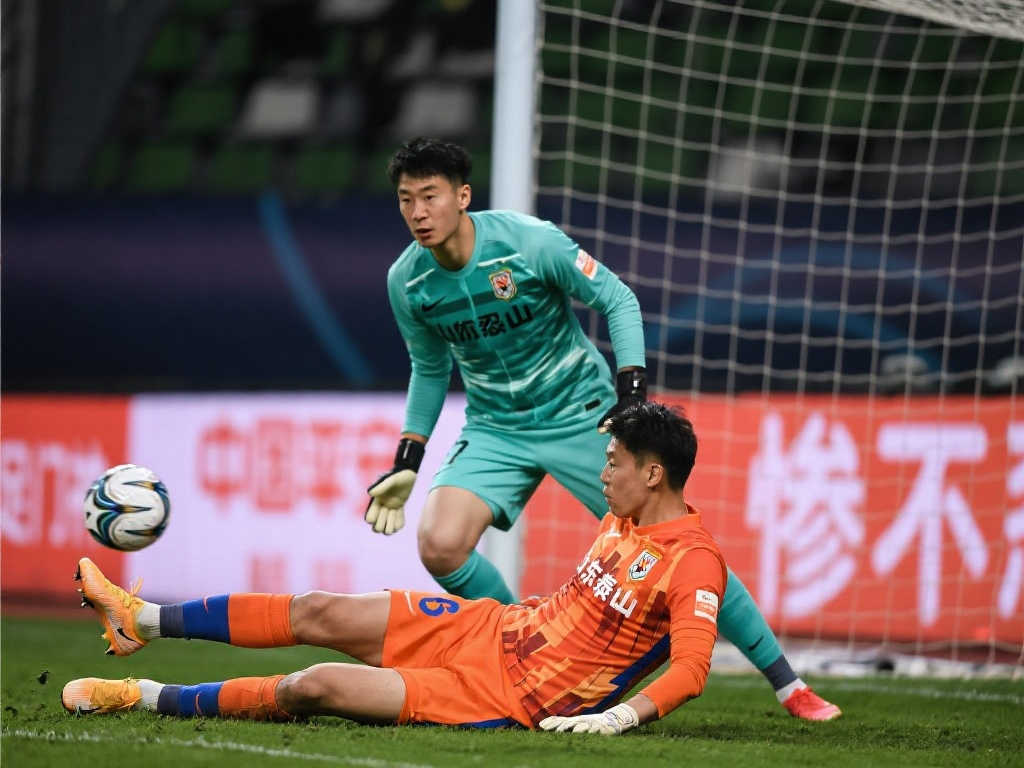 尤其是在中 尤其是在中